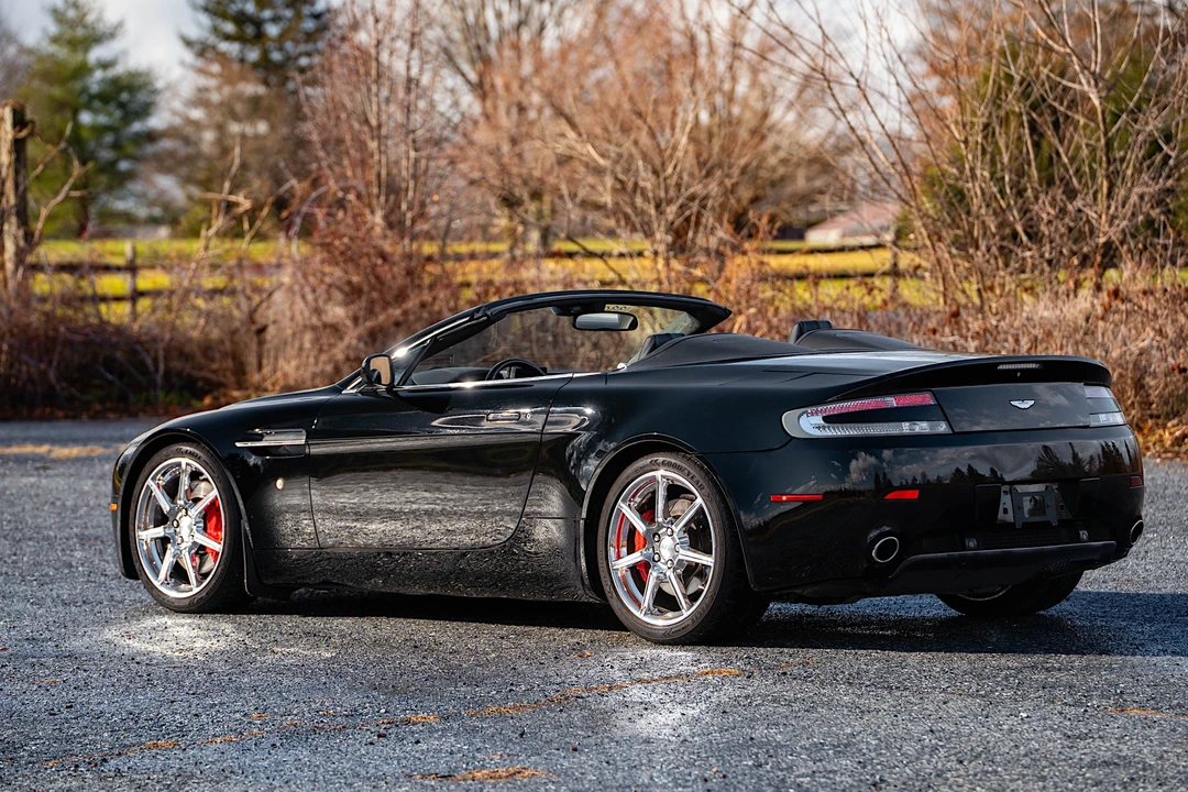 2008 Aston Martin Vantage - Image 24 of 31