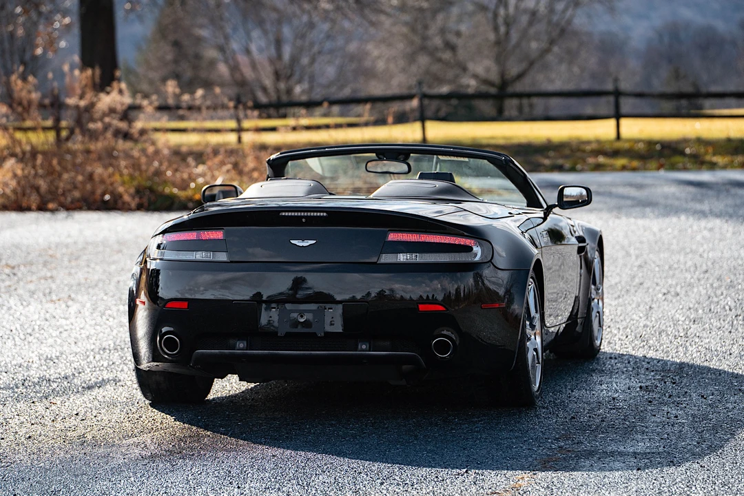 2008 Aston Martin Vantage - Image 29 of 31