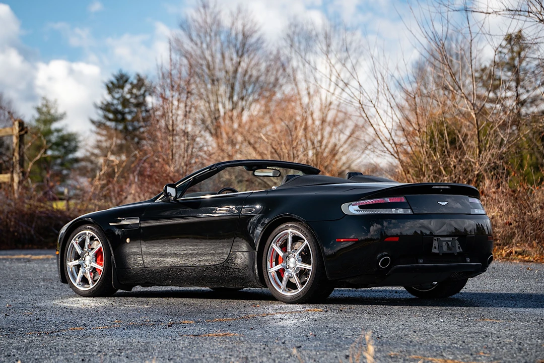 2008 Aston Martin Vantage - Image 25 of 31