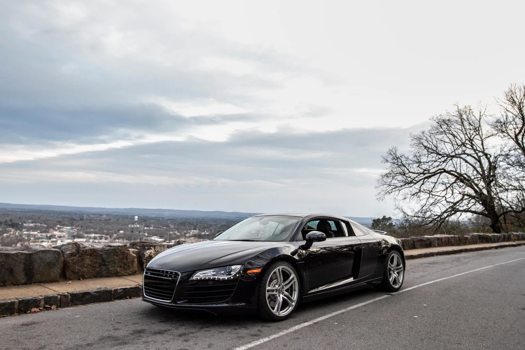 2008 Audi 42 R8 - Image 2 of 31