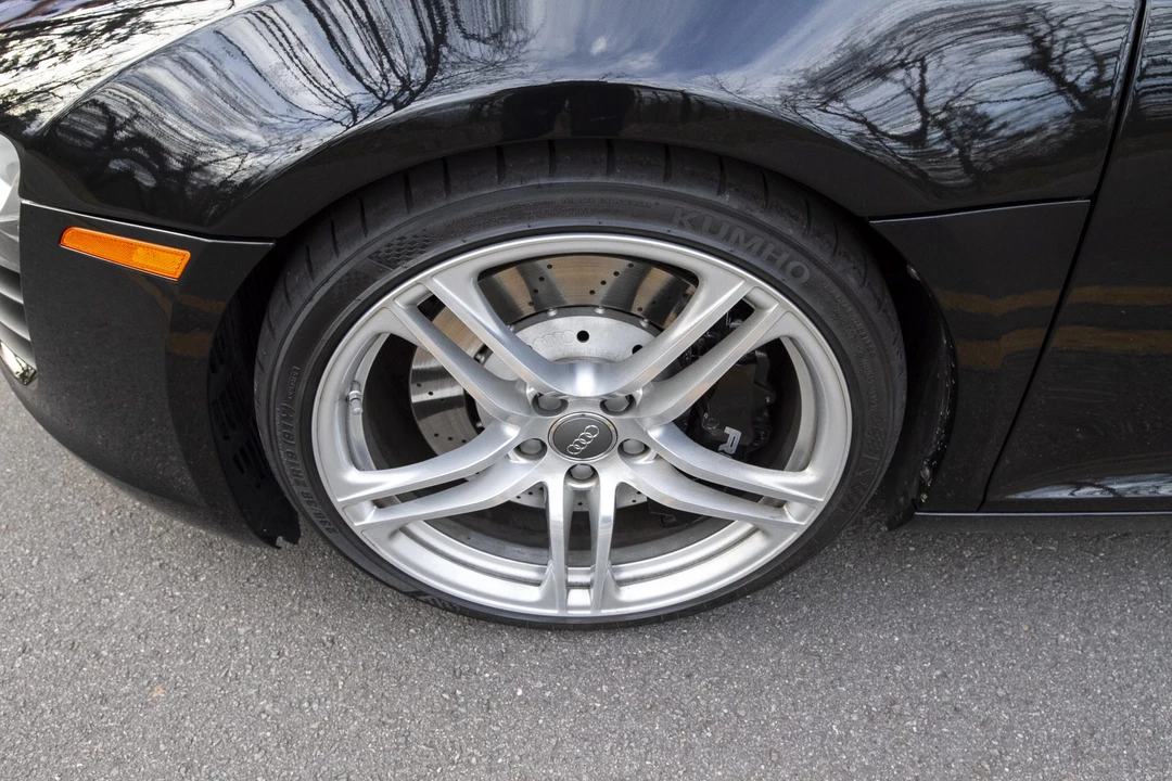 2008 Audi 42 R8 - Image 28 of 31