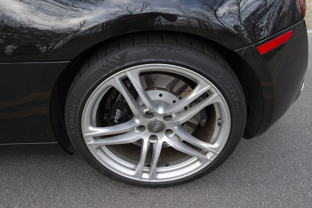 2008 Audi 42 R8 - Image 29 of 31