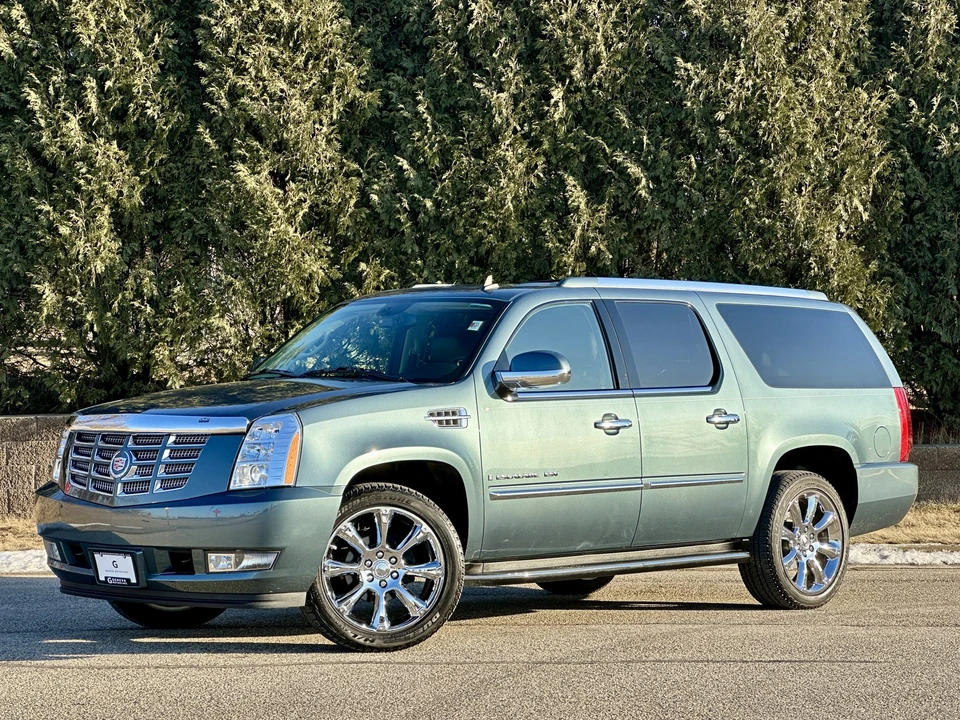 2008 Cadillac Escalade & EXT 3rd Gen - Image 3 of 31