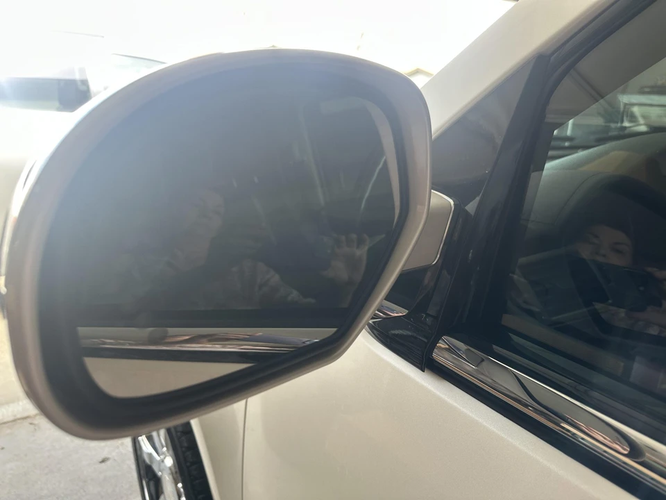 2008 Cadillac Escalade & EXT 3rd Gen - Image 17 of 31