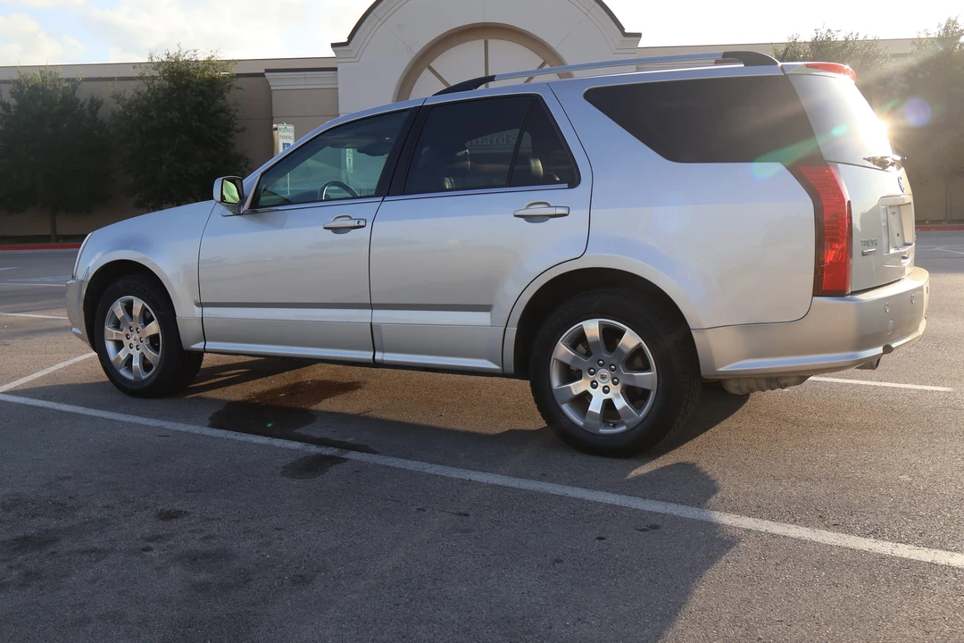 2008 Cadillac SRX - Image 19 of 31