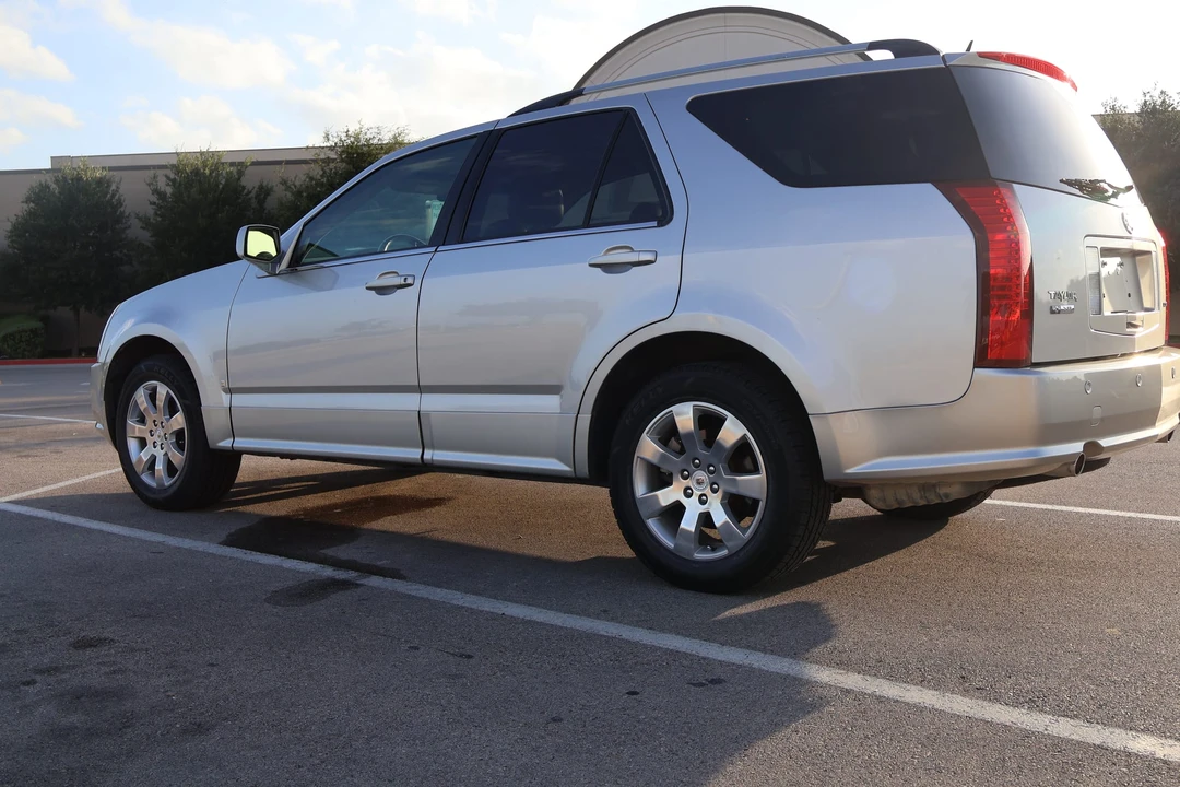 2008 Cadillac SRX - Image 18 of 31