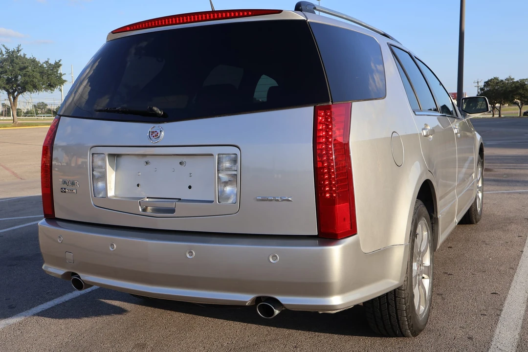 2008 Cadillac SRX - Image 12 of 31