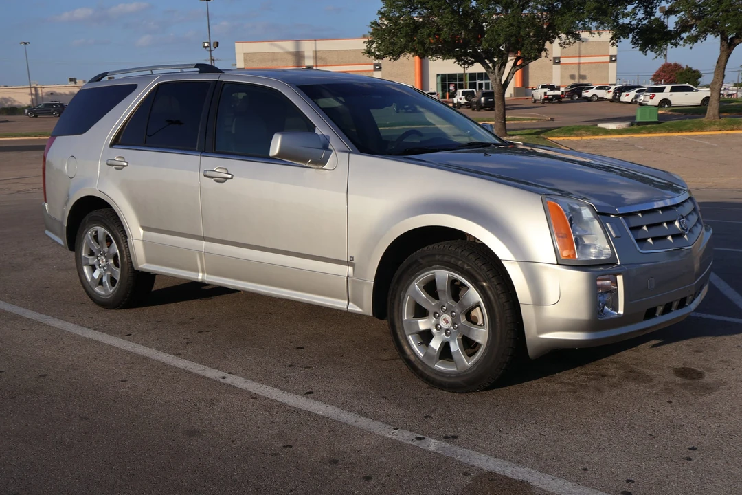 2008 Cadillac SRX - Image 7 of 31