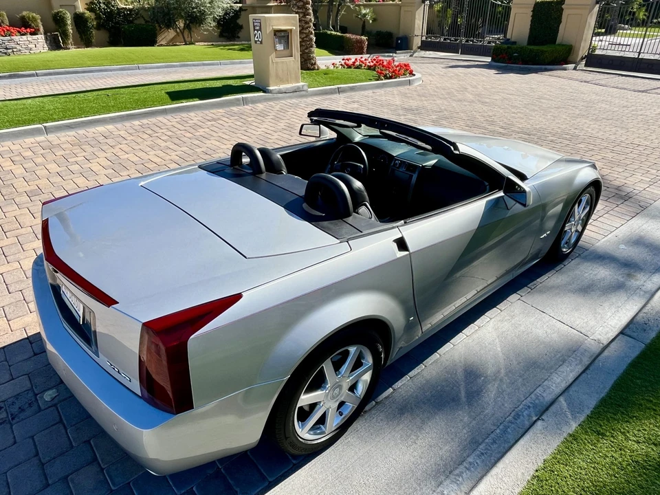 2008 Cadillac XLR - Image 25 of 31