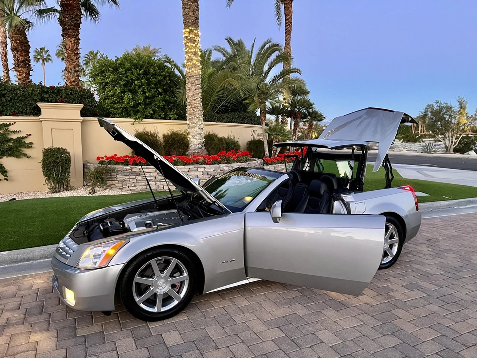 2008 Cadillac XLR - Image 30 of 31