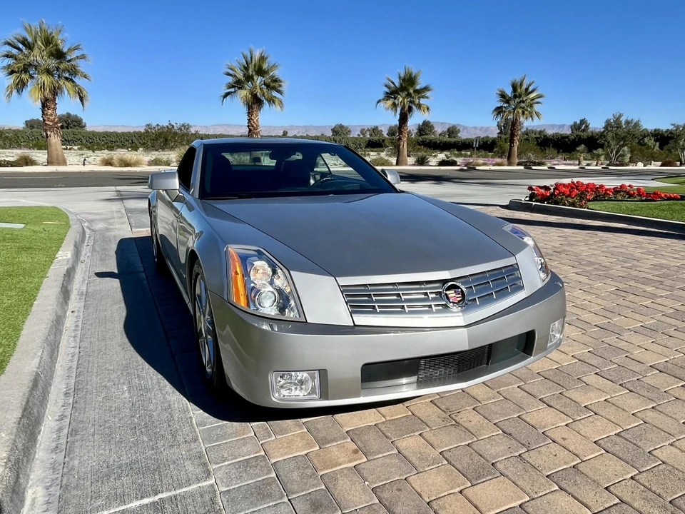 2008 Cadillac XLR - Image 6 of 31