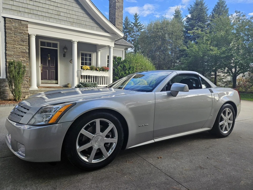 2008 Cadillac XLR - Image 22 of 31