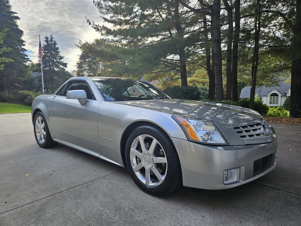2008 Cadillac XLR - Image 26 of 31