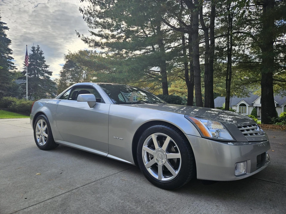 2008 Cadillac XLR - Image 27 of 31