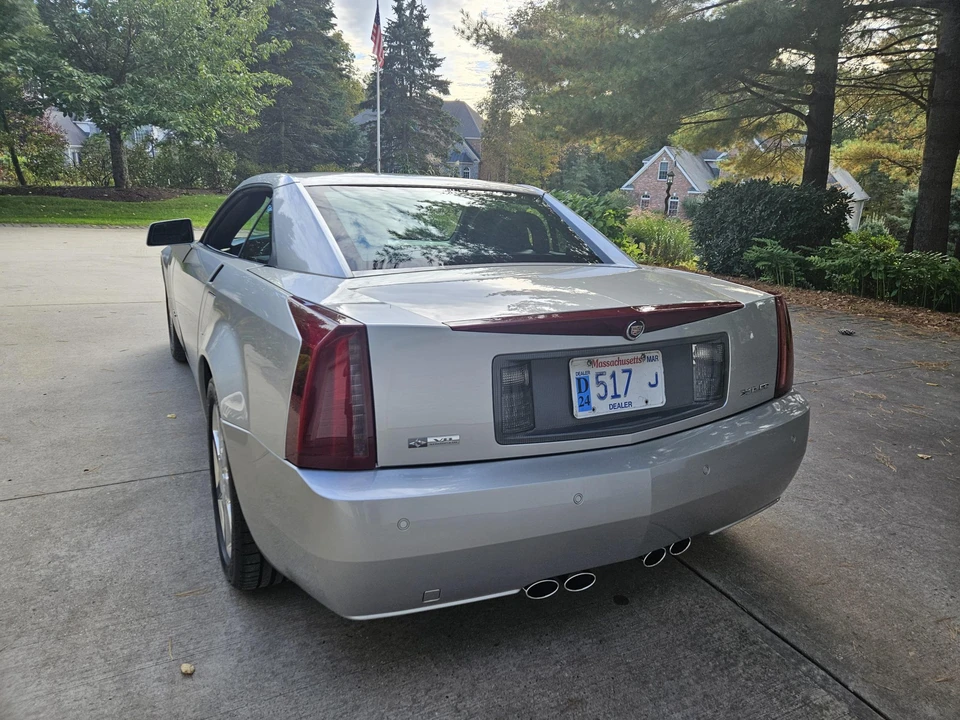 2008 Cadillac XLR - Image 14 of 31