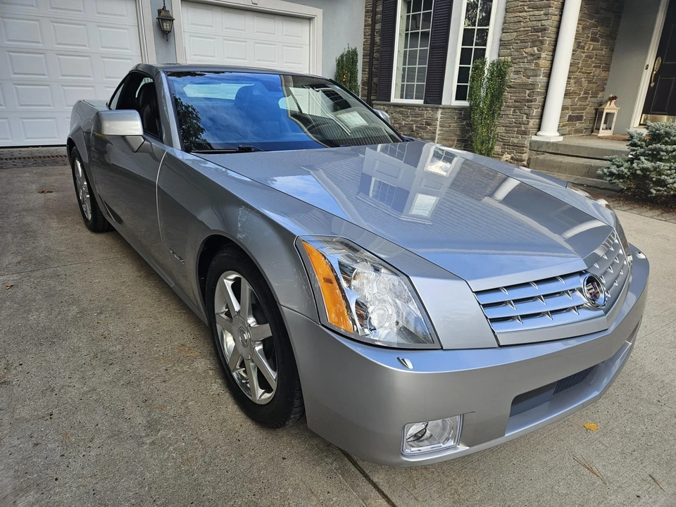 2008 Cadillac XLR - Image 7 of 31