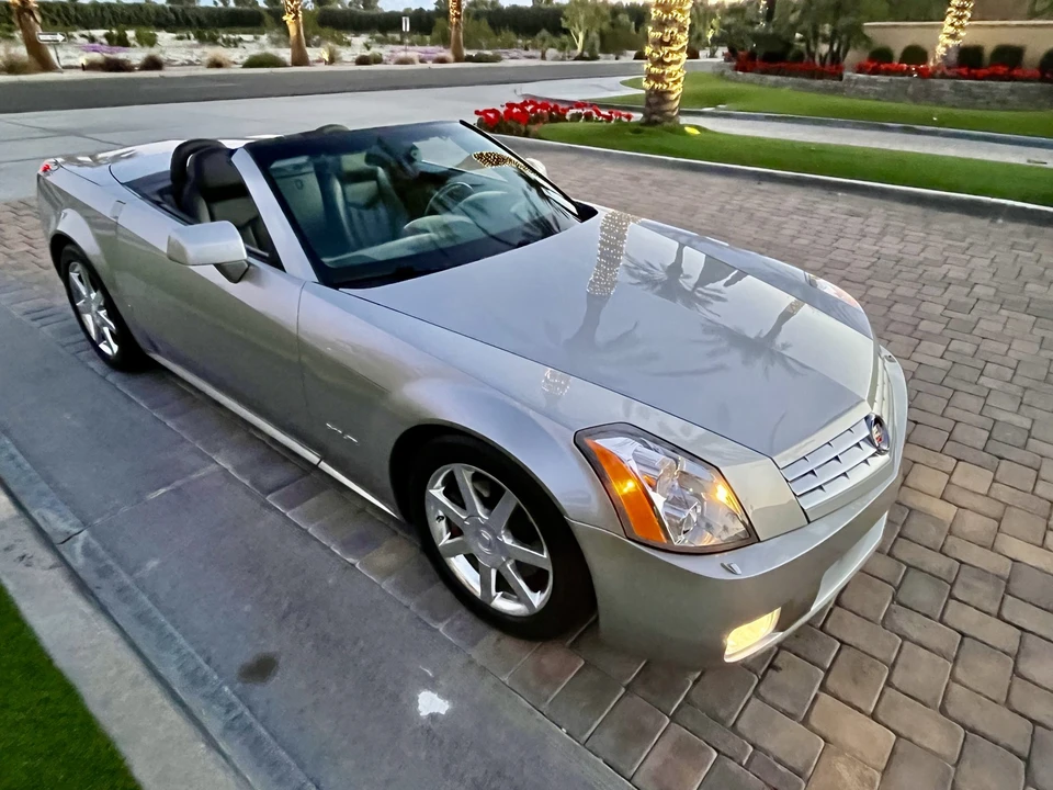 2008 Cadillac XLR - Image 22 of 31