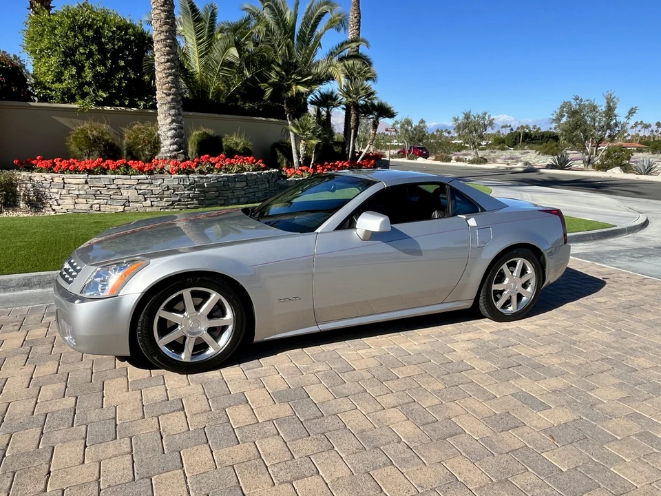 2008 Cadillac XLR - Image 2 of 31