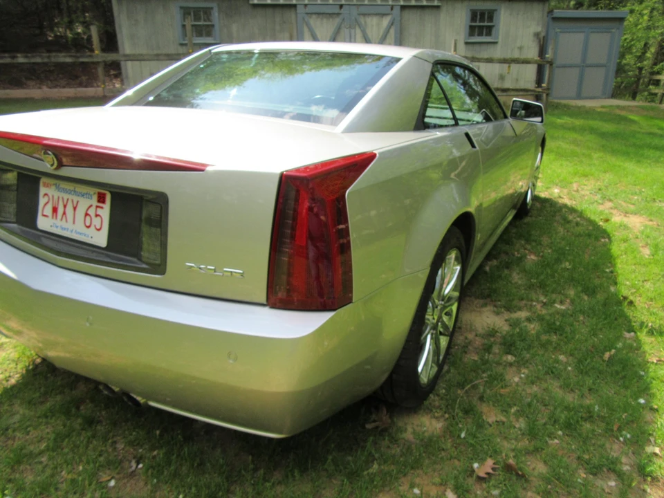 2008 Cadillac XLR-V - Image 31 of 31