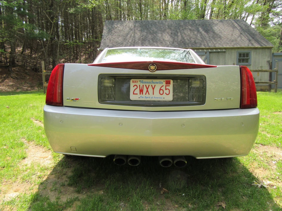 2008 Cadillac XLR-V - Image 17 of 31