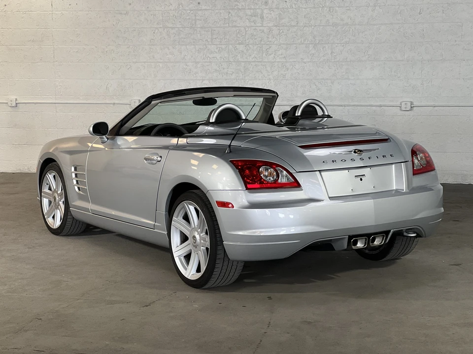 2008 Chrysler Crossfire - Image 21 of 31
