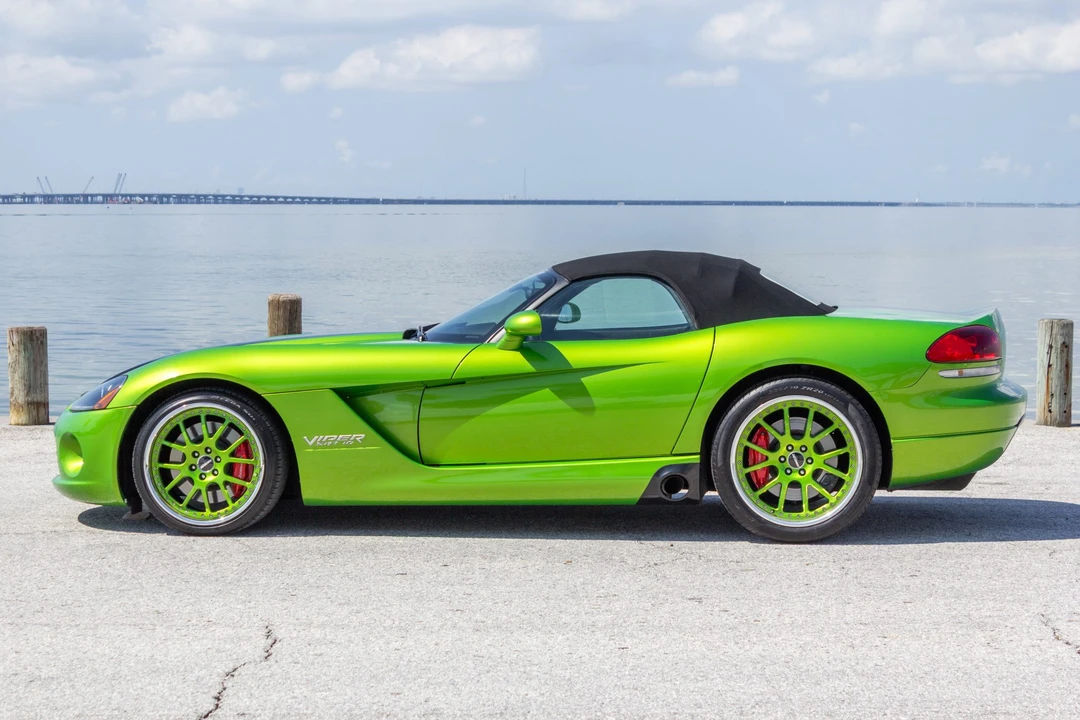 2008 Dodge Viper 4th Gen - Image 9 of 31