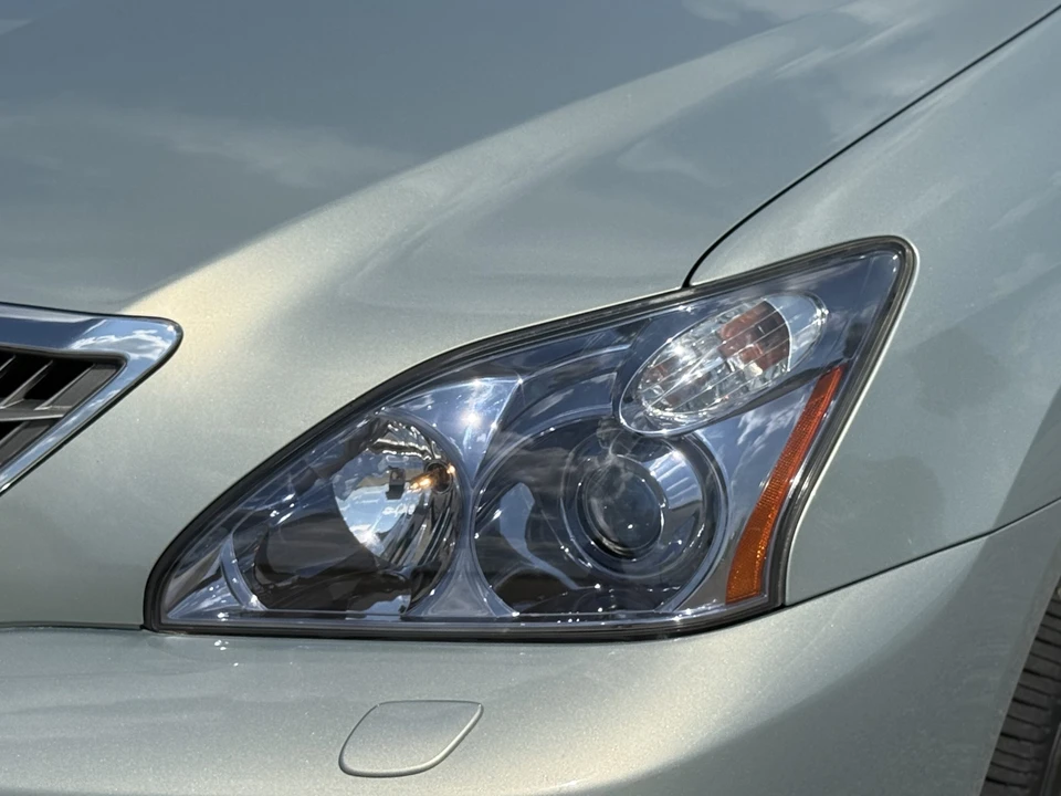 2008 Lexus RX 2nd Gen - Image 19 of 31
