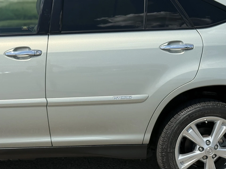 2008 Lexus RX 2nd Gen - Image 23 of 31