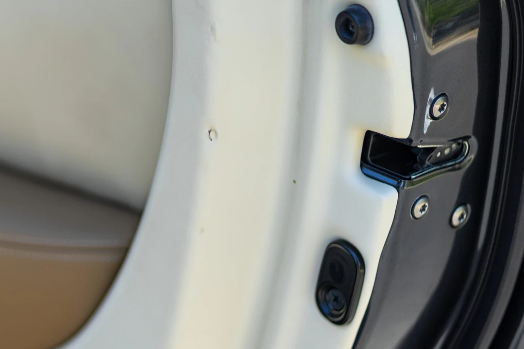2008 Lexus SC430 - Image 28 of 31