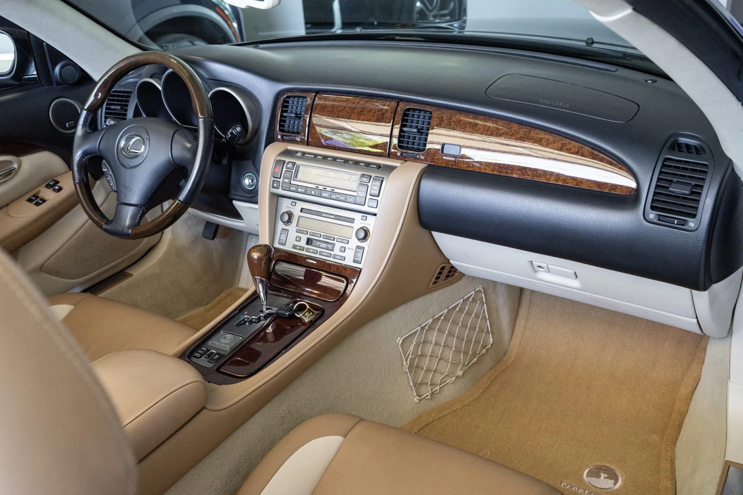 2008 Lexus SC430 - Image 30 of 31