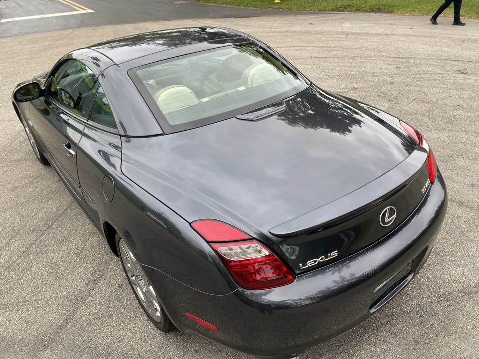 2008 Lexus SC430 - Image 12 of 31