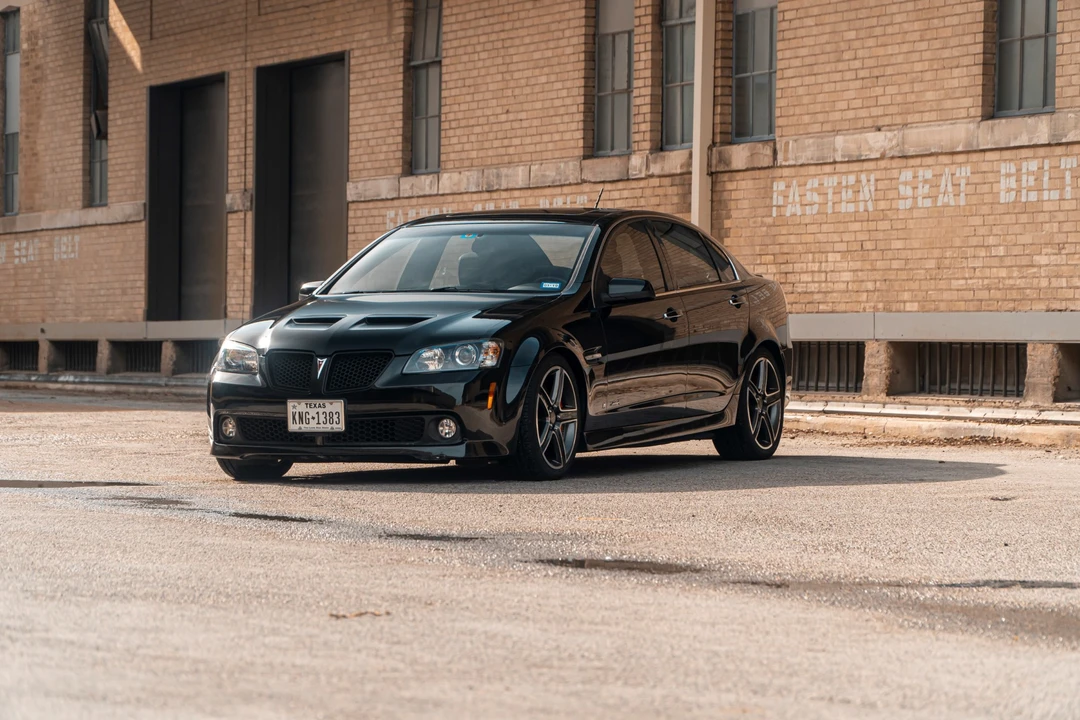 2008 Pontiac G8 - Image 2 of 31