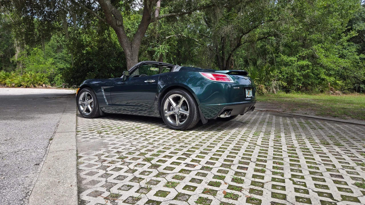 2008 Saturn Sky Red Line - Image 15 of 31