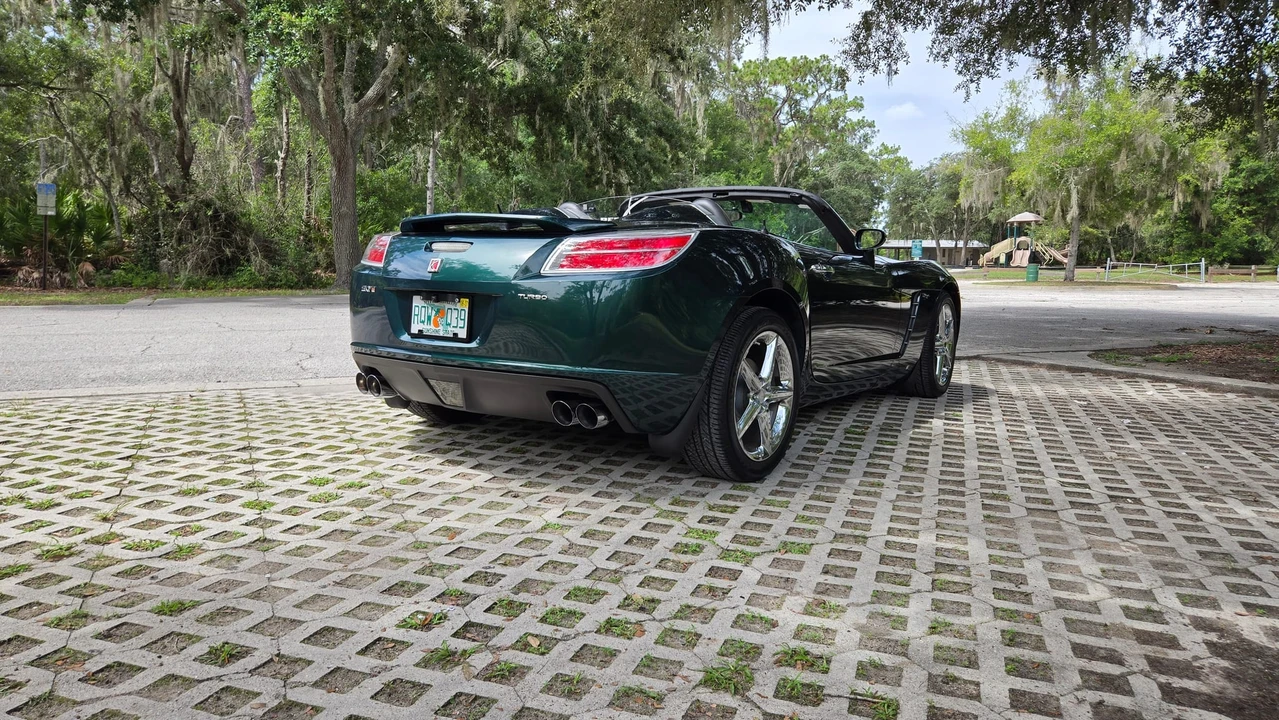 2008 Saturn Sky Red Line - Image 10 of 31