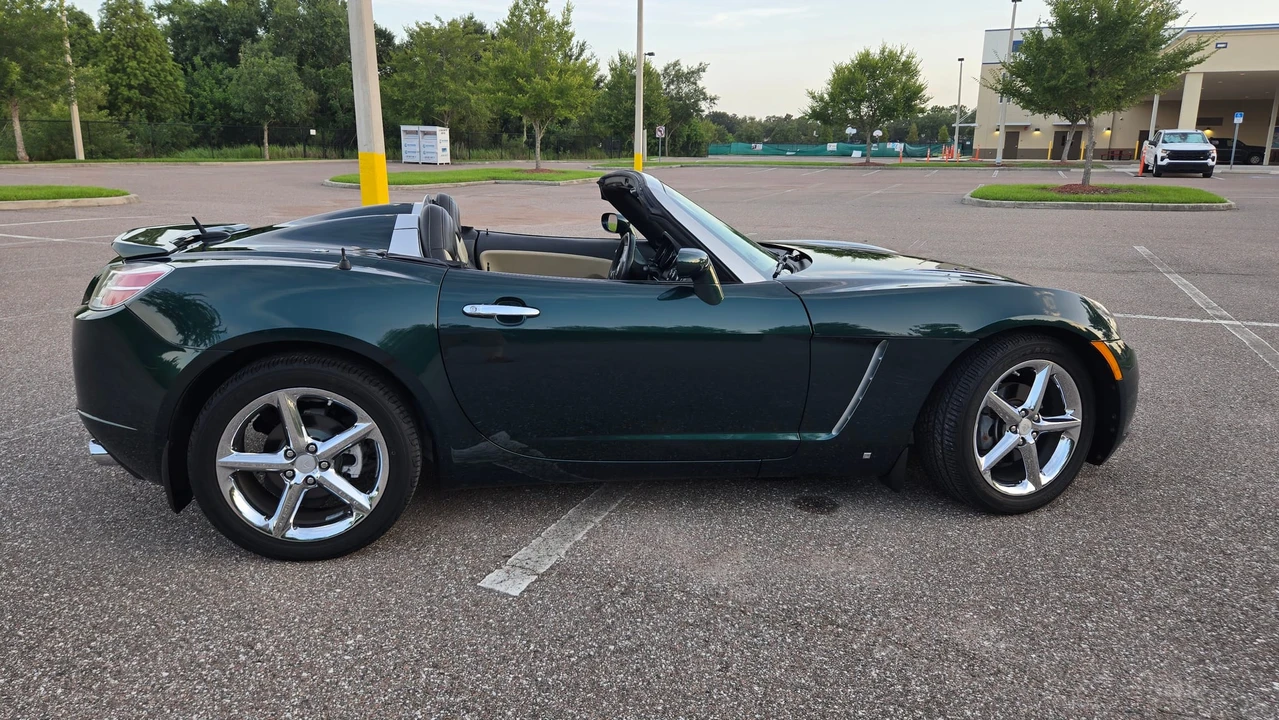 2008 Saturn Sky Red Line - Image 29 of 31