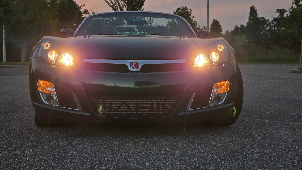 2008 Saturn Sky Red Line - Image 27 of 31