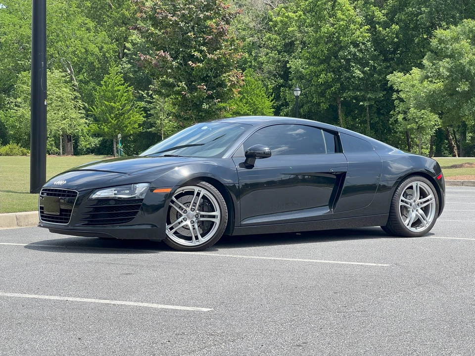 2009 Audi 42 R8 - Image 2 of 31
