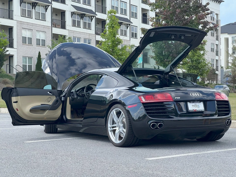 2009 Audi 42 R8 - Image 28 of 31