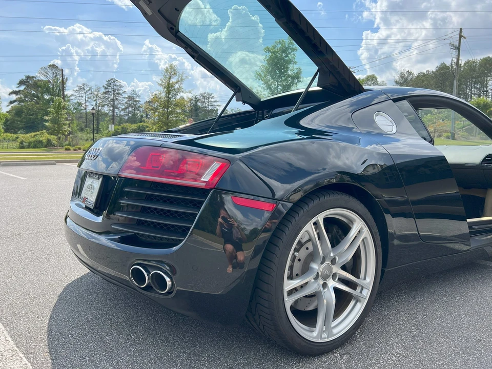 2009 Audi 42 R8 - Image 25 of 31