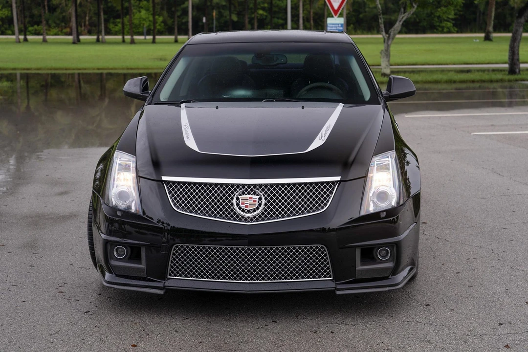 2009 Cadillac CTS-V 2nd Gen - Image 2 of 31