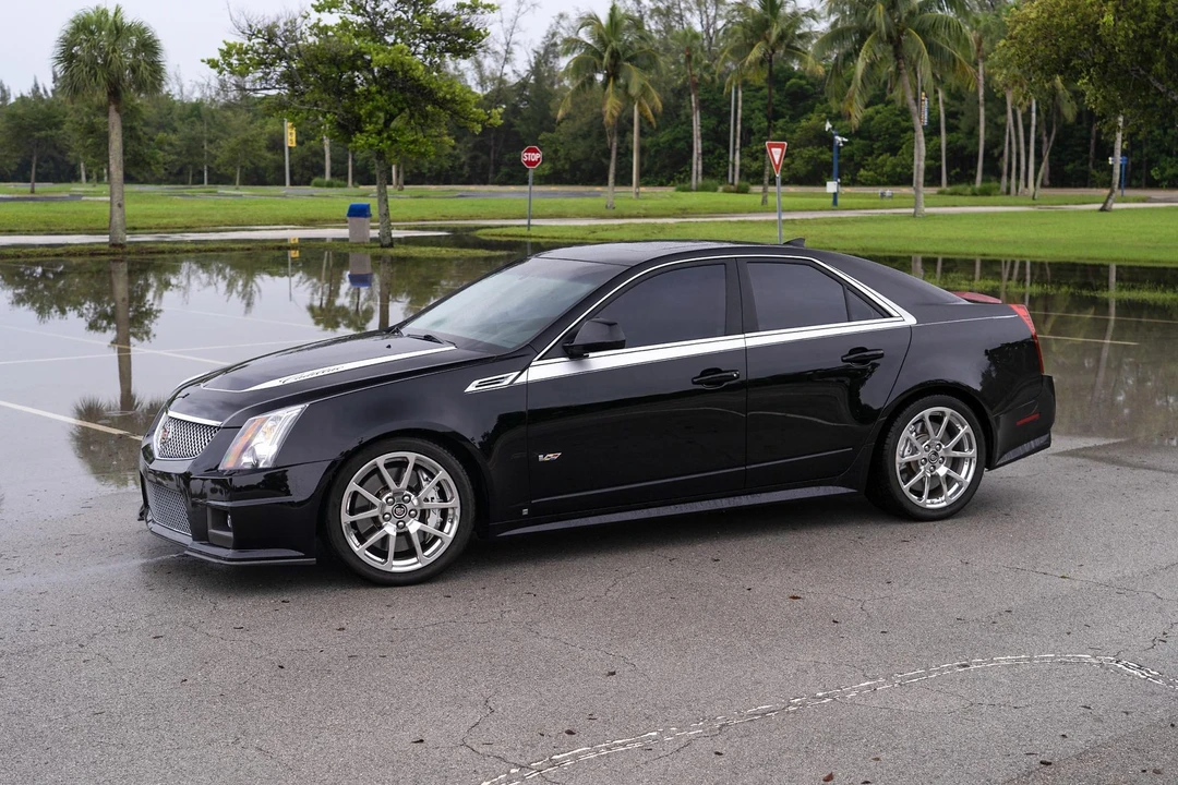 2009 Cadillac CTS-V 2nd Gen - Image 10 of 31