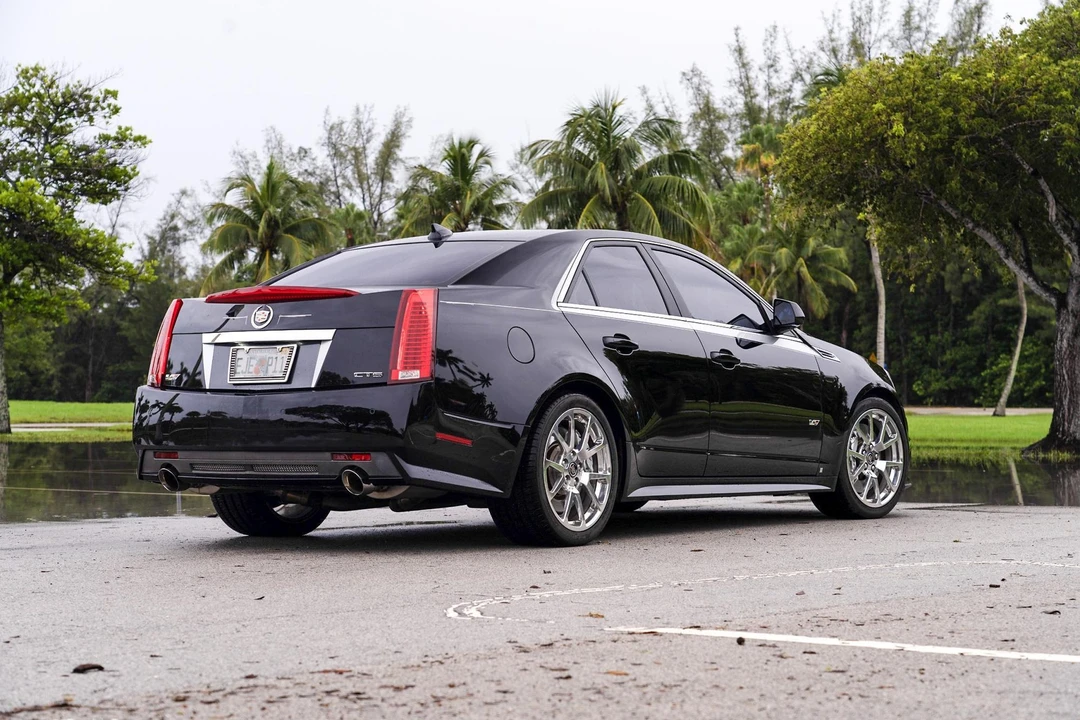 2009 Cadillac CTS-V 2nd Gen - Image 16 of 31