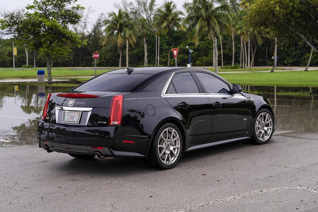 2009 Cadillac CTS-V 2nd Gen - Image 17 of 31