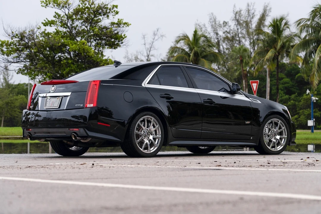 2009 Cadillac CTS-V 2nd Gen - Image 18 of 31