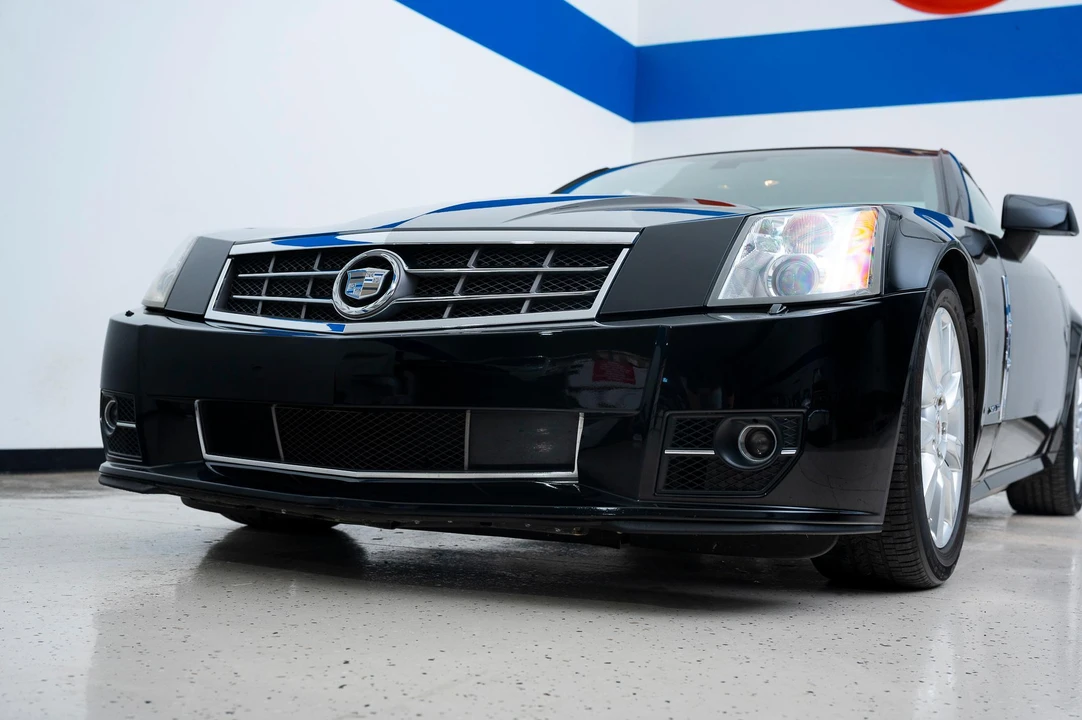 2009 Cadillac XLR - Image 21 of 31