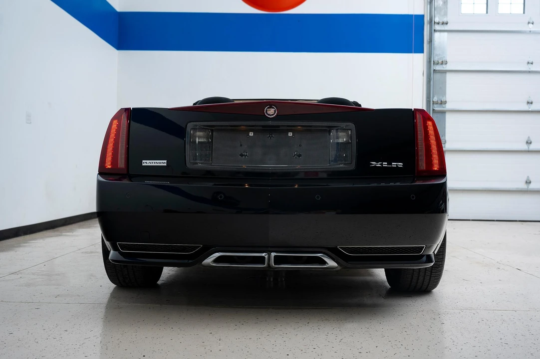 2009 Cadillac XLR - Image 6 of 31