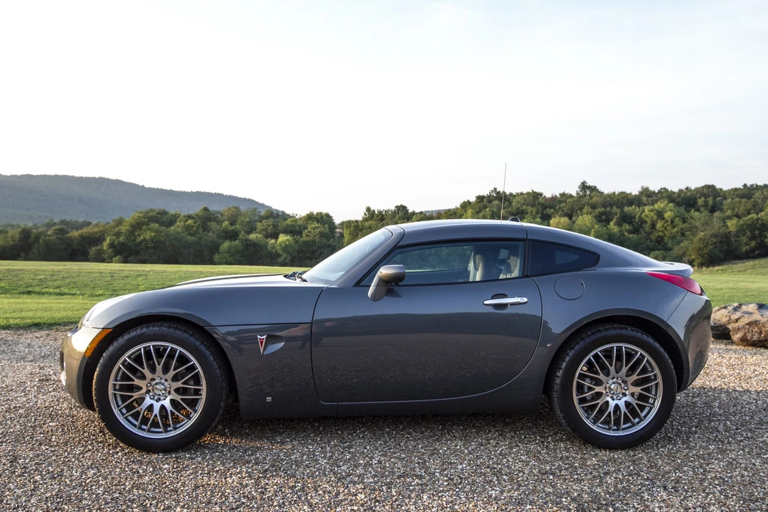 2009 Pontiac Solstice - Image 12 of 31