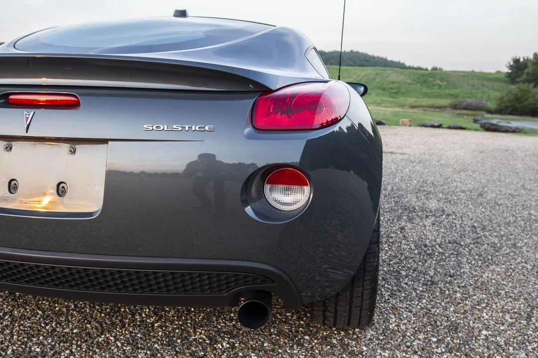 2009 Pontiac Solstice - Image 16 of 31