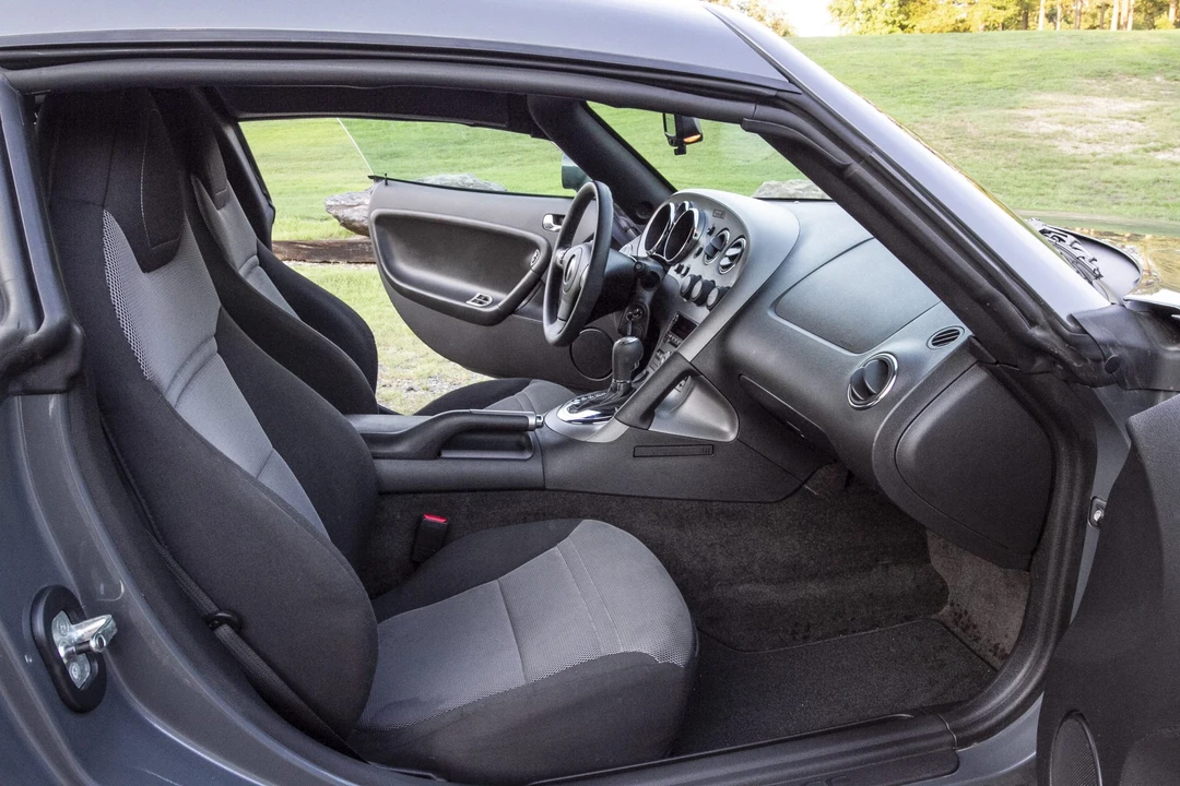 2009 Pontiac Solstice - Image 29 of 31