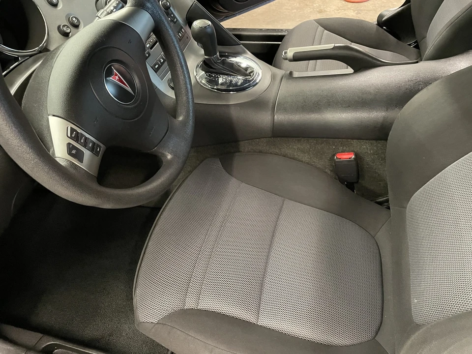 2009 Pontiac Solstice - Image 27 of 31